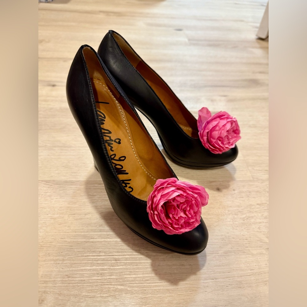 Up-cycled Lanvin Paris shoes heels black 39.5 rose flower leather platform